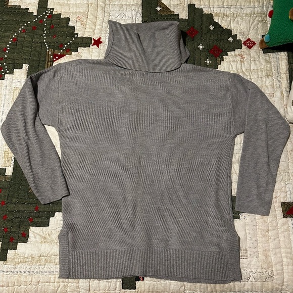 Talbots Turtle Neck Seeater - Picture 2 of 6